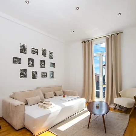 Superbe - Proche Du Centre-ville - El דירה *