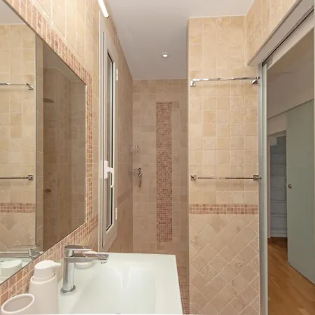 Superbe - Proche Du Centre-ville - El דירה