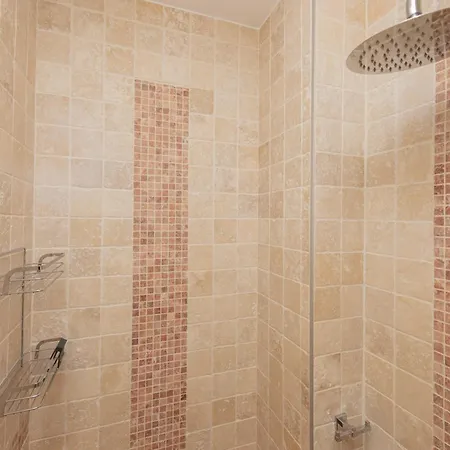 Superbe - Proche Du Centre-ville - El בוסוליי